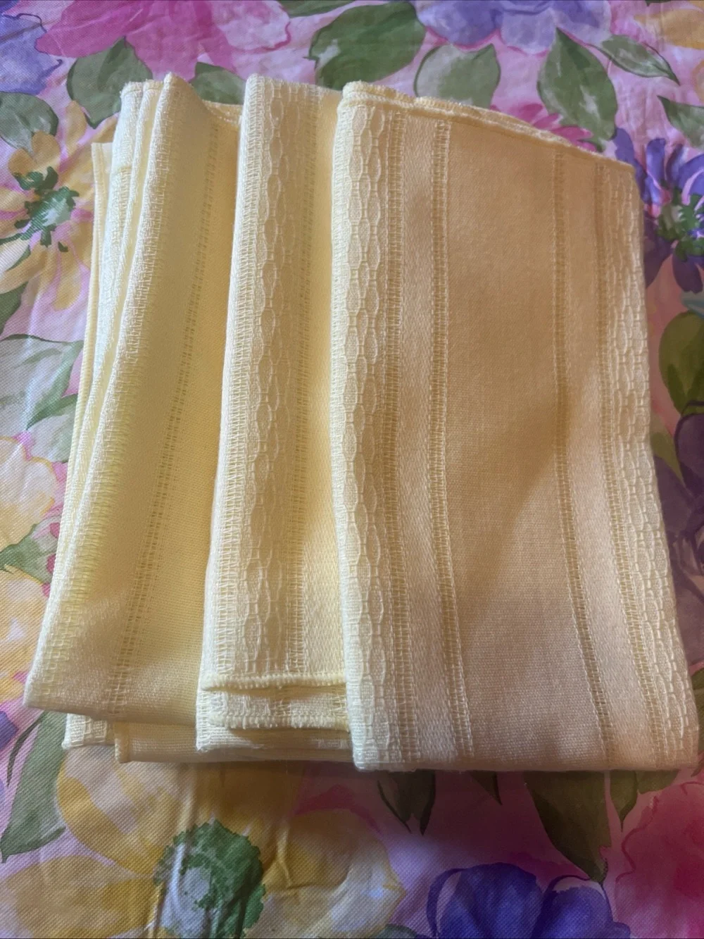 Vintage Set of 6 Striped Pale Yellow  Cotton Dinner Napkins